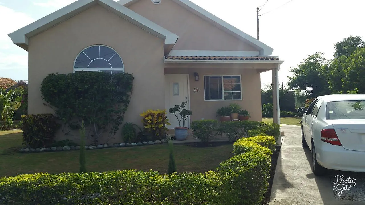 Holiday home Caribbean Estate Two Bedroom Portmore